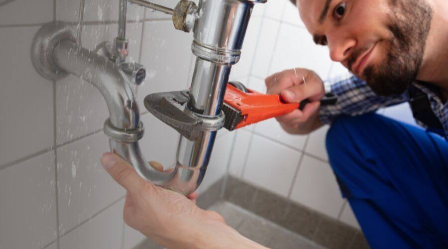 Local water heater installation in Floyds Knobs, IN